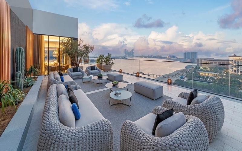 Jumeirah penthouse with helipad and Gulf expanse