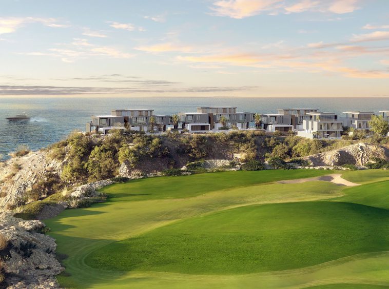 Fairway Villas at AIDA Oman: golf course with sea beyond (render)