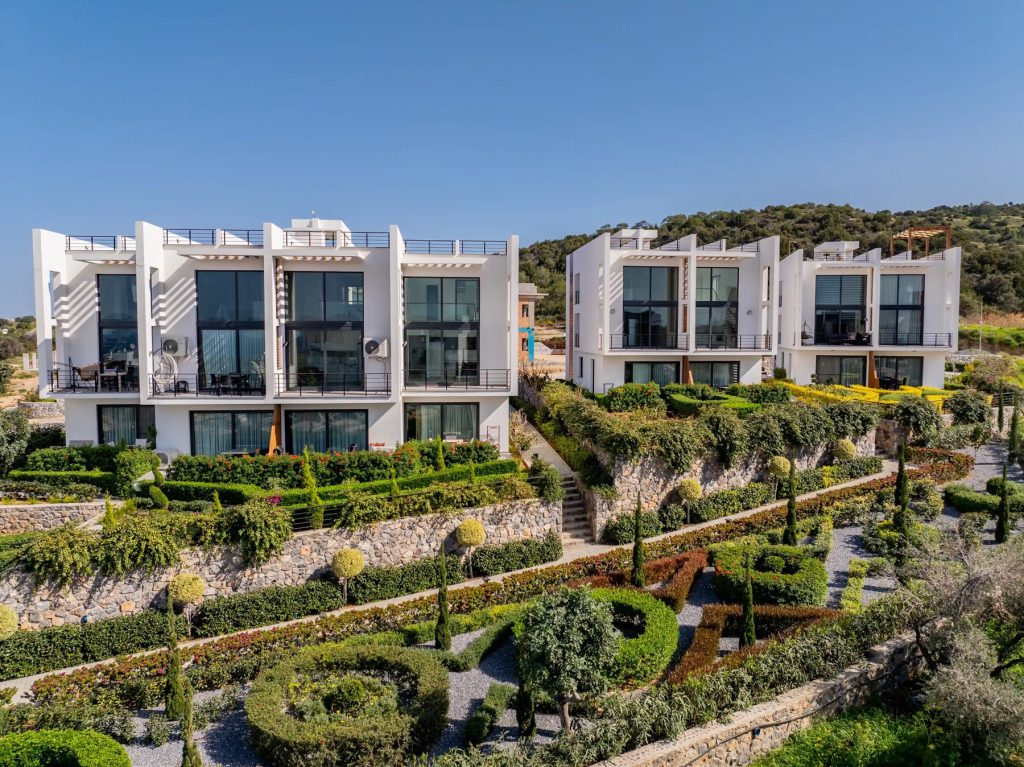 Idyll Homes Esentepe apartment blocks with communal pool, render