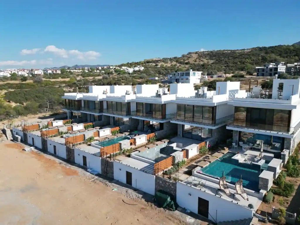 Moonlight Villas Esentepe sea-view duplex villas with private pools, render